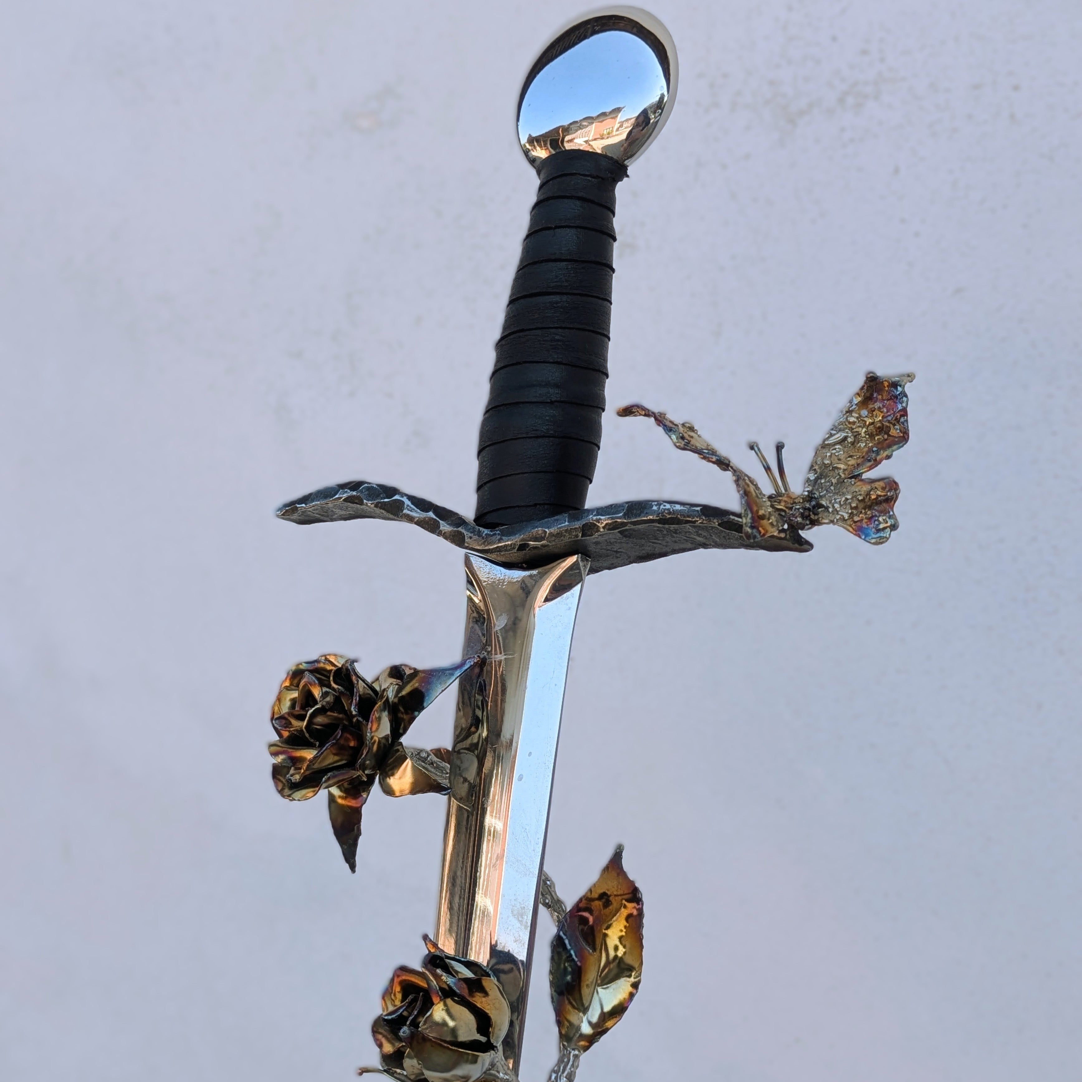 Excalibur Nella Roccia