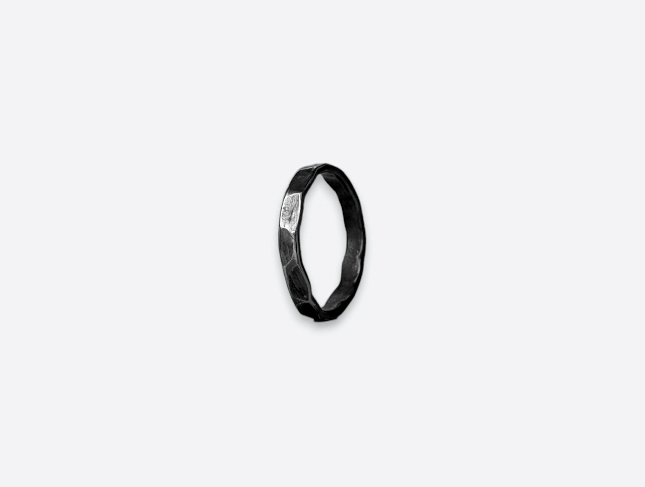Anello Battuto Nero Acciaio